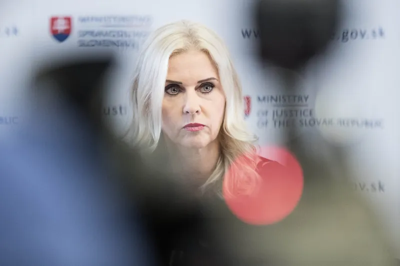 Pri previerkach Jankovskej mal NBÚ hodnotenie od SIS. Jej šéf nespresnil aké - SME