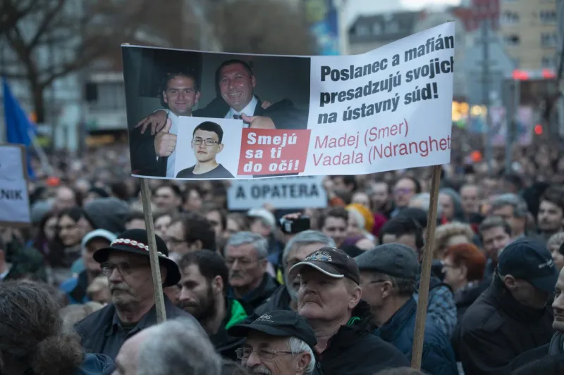 Od Lučenca po New York. Kočner, Trnka, Jankovská aj Gorila vyvolali ďalšie protesty, Za slušné Slovensko volá ľudí do ulíc  |  | .týždeň - iný pohľad na spoločnosť