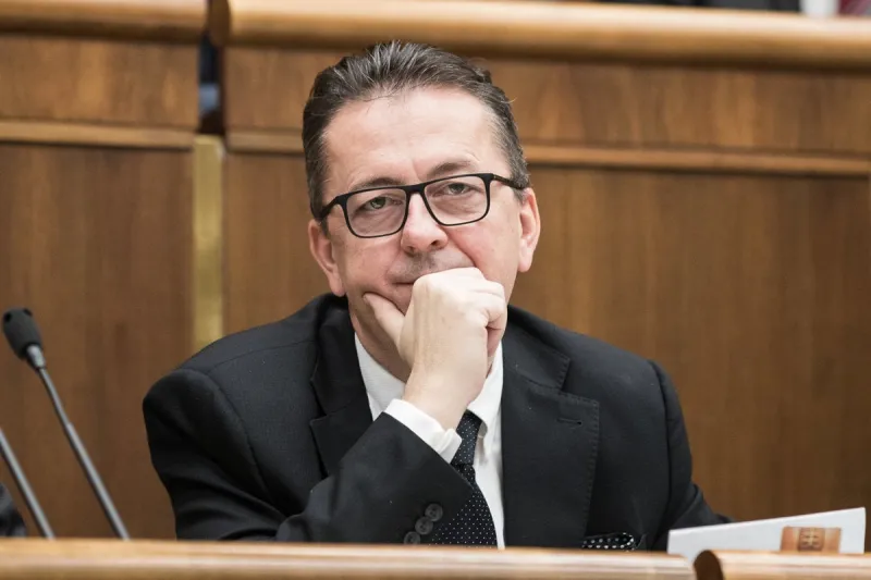Glváč si podľa Threemy mal dohadovať biznis s Kočnerom - SME