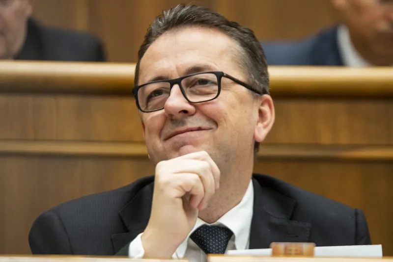 Glváč odmieta biznis s Kočnerom, podal trestné oznámenie - SME