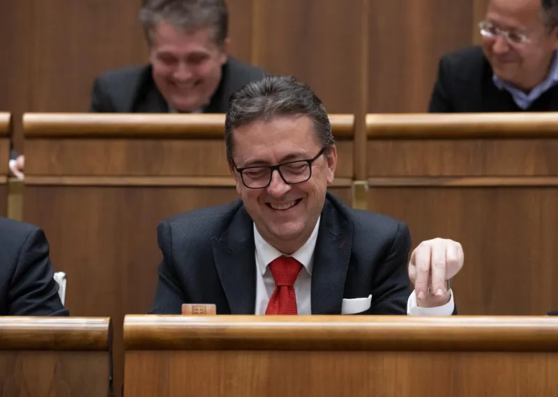 Glváč si cez Kočnera vybavoval riadený rozhovor v Plus 7 dní, tvrdí Matovič |  | .týždeň - iný pohľad na spoločnosť