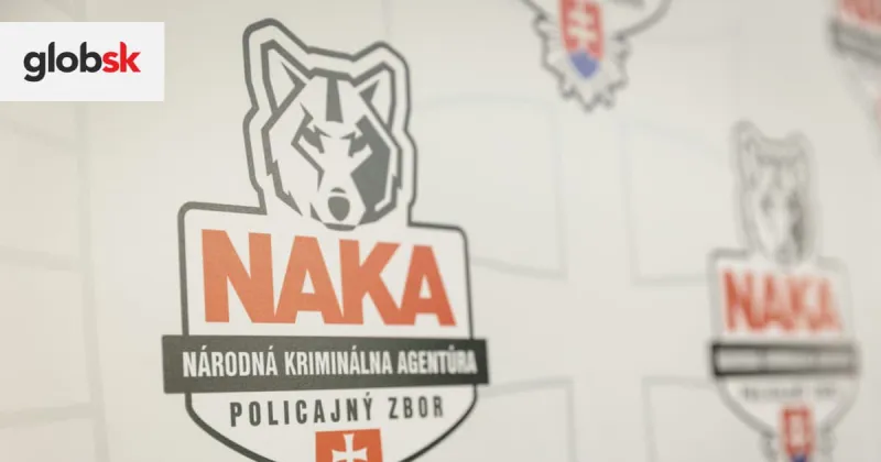 Sudca rozhoduje o väzbe pre 13 obvinených takáčovcov. Zadržala ich NAKA | Glob.sk