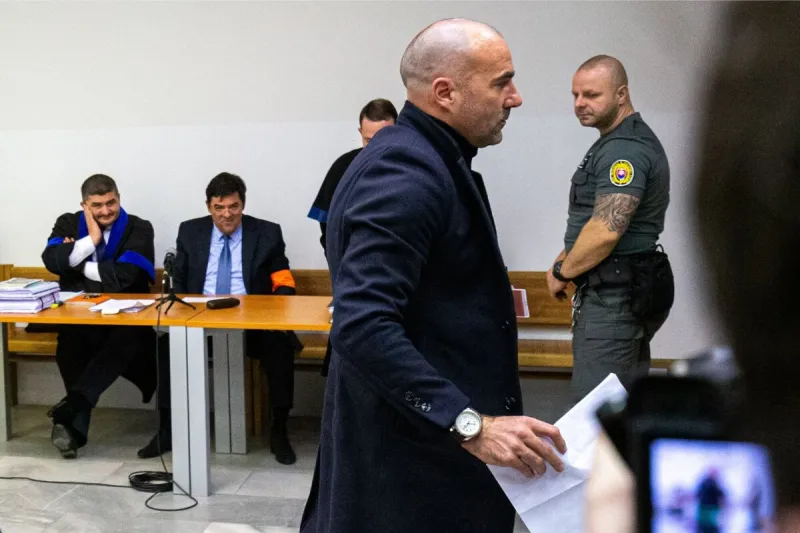 Obchodník s informáciami usvedčuje Kočnera, on to využil ako kompro na politikov - SME