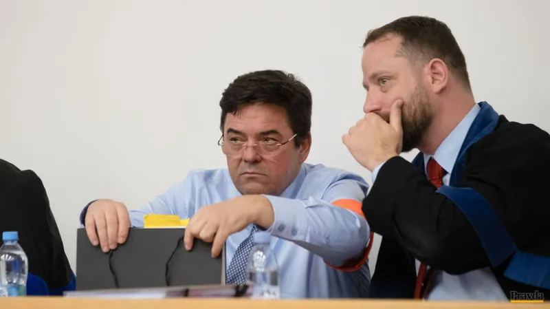 Komisia SAK prešetruje viacero podnetov v súvislosti s Kočnerovou Threemou - Domáce - Správy - Pravda.sk