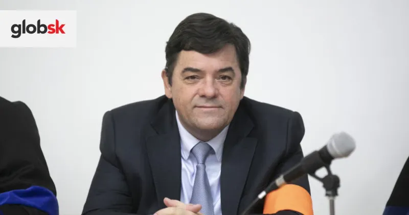 S Kočnerom si mal vypisovať aj bývalý šéf vojenských tajných. Tykali si a vtipkovali | Glob.sk