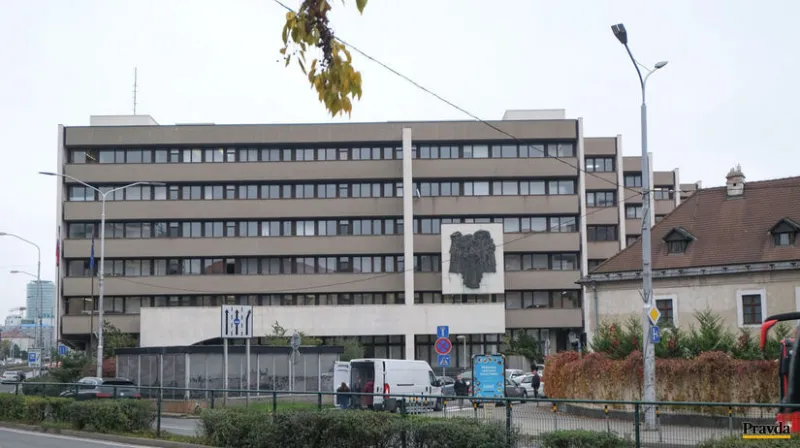 Údajnému šéfovi takáčovcov rozšírili dôvody väzby - Domáce - Správy - Pravda.sk