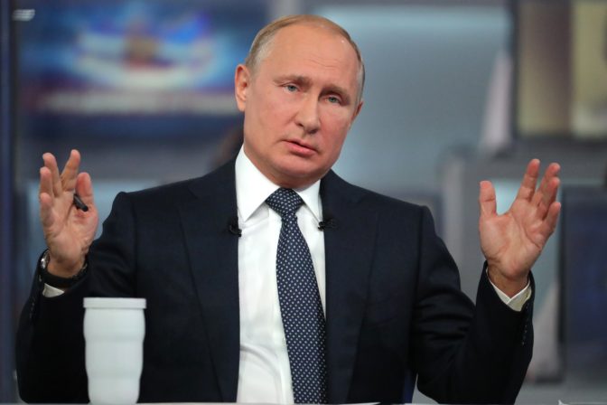 Putin odpovedal ľuďom na otázky. Kritizoval zvýšenie ciel a vyjadril sa aj, či hrozí III. svetová vojna - Webnoviny.sk