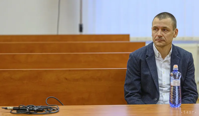 NA SÚD V KAUZE VRAŽDY JÁNA KUCIAKA PRIŠIEL VYPOVEDAŤ PETER TÓTH