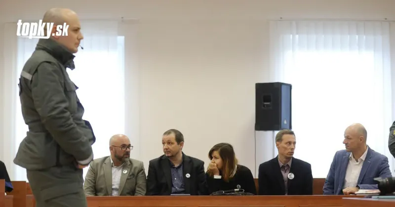 Súd vo veci vraždy Kuciaka pokračuje: V utorok budú vypovedať jeho kolegovia | Topky.sk