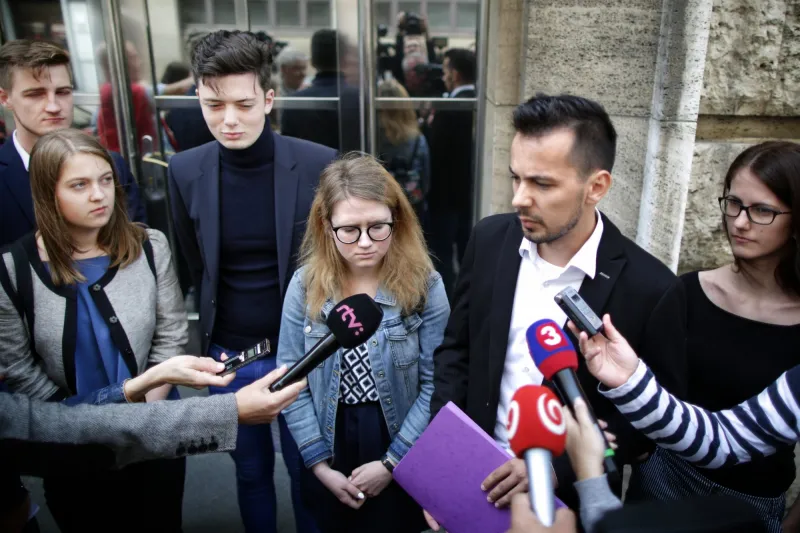 Iniciatíva Za slušné Slovensko podáva trestné oznámenie na Fica za ohováranie a šírenie poplašnej správy – Denník N