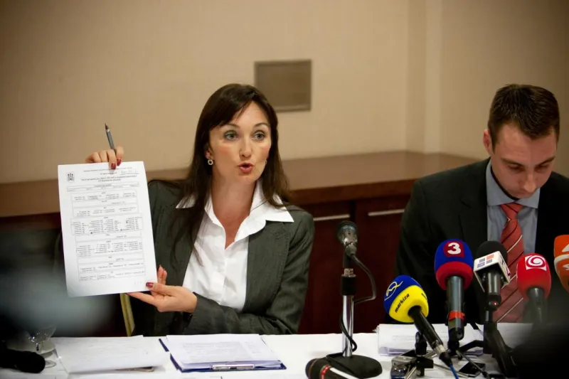 Úrad hrozí novinárom pokutou. Jeho šéfka pracovala pre Kočnera |  | .týždeň - iný pohľad na spoločnosť