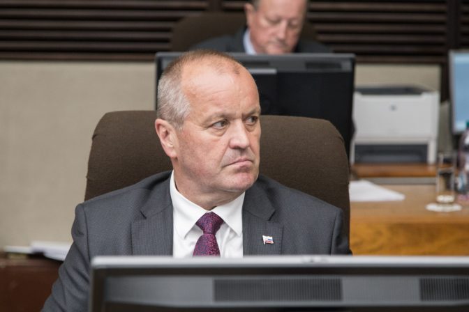 Minister Gajdoš obvinil Krajniaka z klamstva, vysmial aj jeho výrokovú logiku - Webnoviny.sk