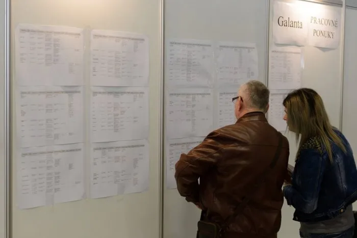 Aj Slováci sú migranti! Čoraz viac nás uteká za prácou do zahraničia | Dnes24.sk