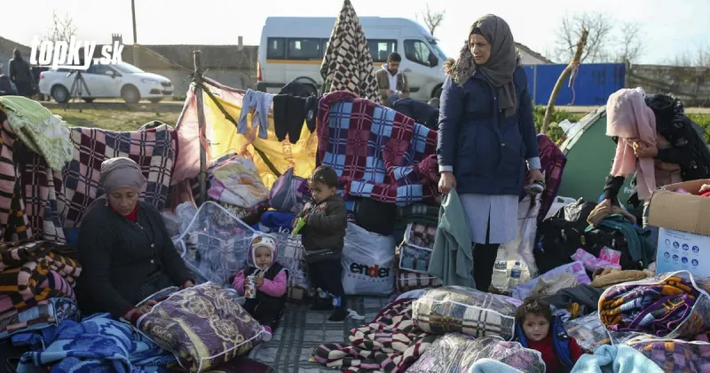 Grécka polícia opäť zasahovala proti migrantom na hraniciach: Použila slzotvorný plyn a vodné delá | Topky.sk