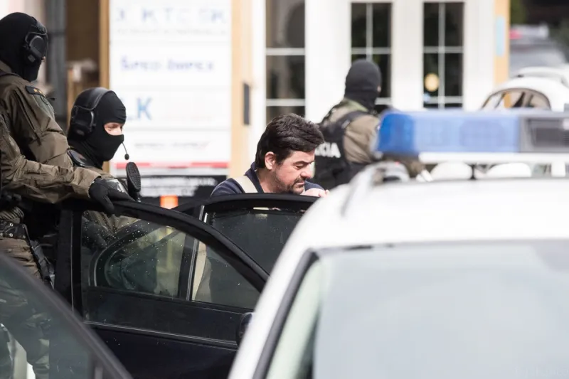 NAKA obvinila Kočnera z podplácania sudcov z Threemy, odmietol vypovedať - SME