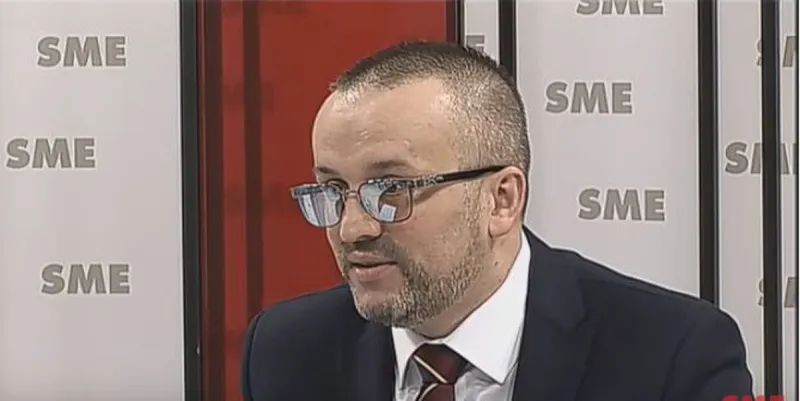 Šéfom SIS má byť muž, ktorý fotil Kočnera s Tománkovou - SME