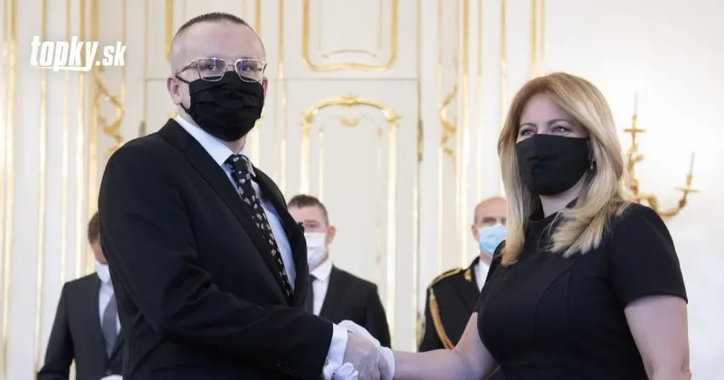 Nový človek na čele SIS: Zakladal Lipšicovu NOVU a prichytil Kočnera a Tótha s Tománkovou z Čistého dňa | Topky.sk