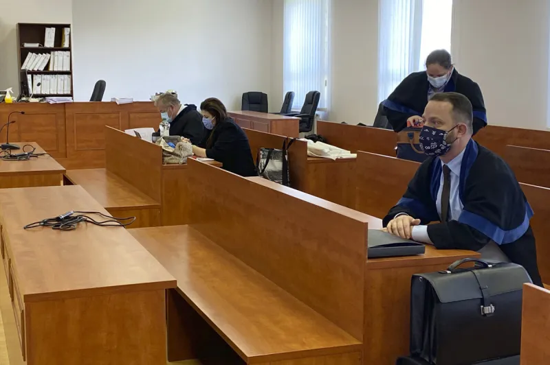 Kočnerov advokát nezmenil svoj postoj k Threeme - SME