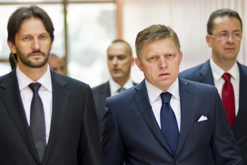 Odišli po vražde Kuciaka. Čo robia esá Ficovho Smeru? - SME