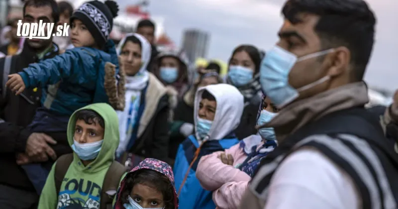 Obyvatelia Grécka protestovali proti presunu migrantov z ostrovných táborov | Topky.sk