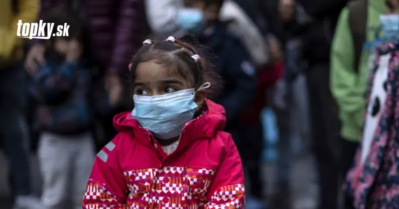 Pri ostrove Lesbos v Grécku zachránili 51 migrantov: Prevrátil sa s nimi čln | Topky.sk