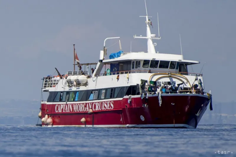 Malta má prijať migrantov, ktorých týždne zadržiavala na mori