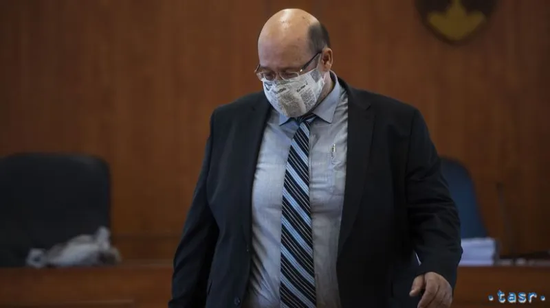 Kriminalista nezistil, že by sa do Kočnerovej Threemy zasahovalo, súd prerušili - Domáce - Správy - Pravda.sk