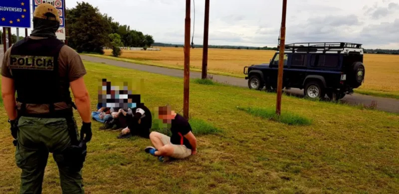 Polícia zadržala v Bardejovskej Novej Vsi migrantov