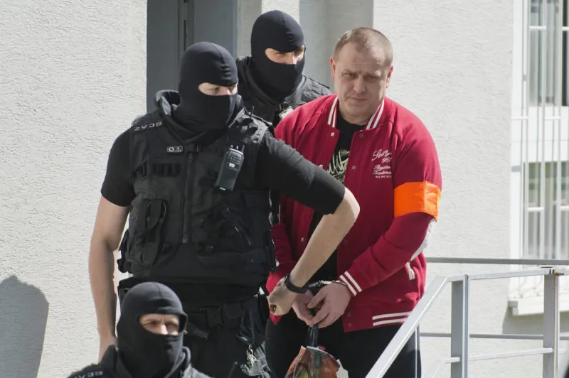 Súd v Pezinku schválil sýkorovcovi Borbélymu dohodu o vine a treste - SME