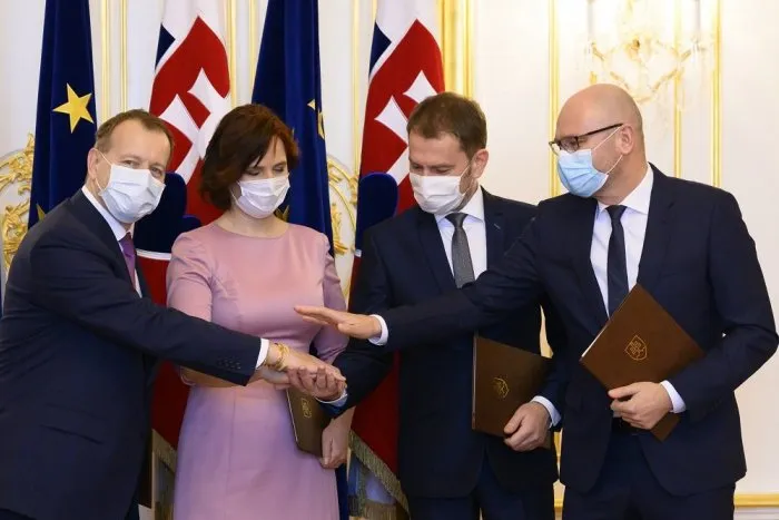 KONIEC obedov zadarmo, NOVÉ zmeny pri cestovaní, liekoch a 13. dôchodky | Dnes24.sk