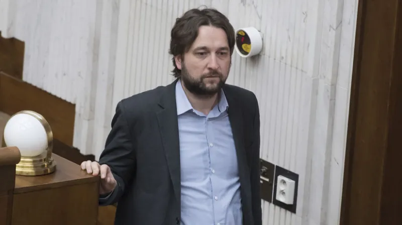 Blaha čelí obvineniu z popierania zločinov režimov - Domáce - Správy - Pravda.sk