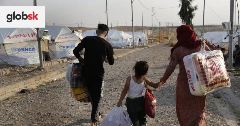 Francúzska polícia zlikvidovala tábor, v ktorom sa nachádzalo 1500 migrantov | Glob.sk