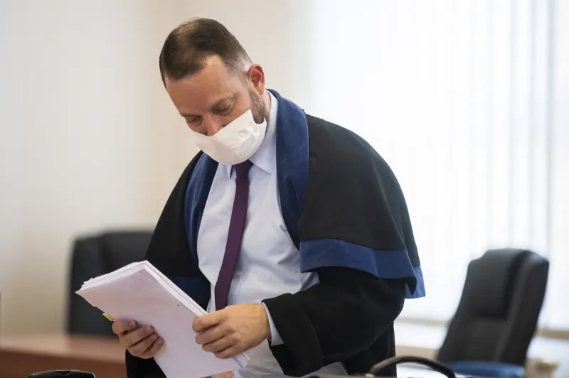 Para žiada oslobodiť Kočnera. Na súde prednášajú záverečné reči (fotogaléria) - SME