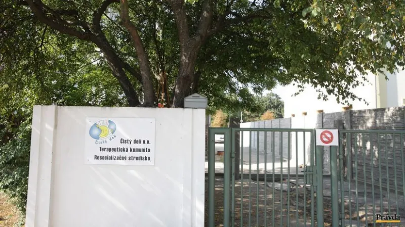 Súd zrušil verdikt o odobratí akreditácie pre Čistý deň - Domáce - Správy - Pravda.sk