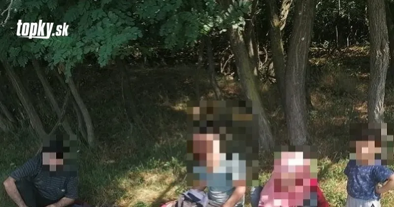 Rozruch v malackom lese: FOTO Polícia zadržala 30 migrantov, prečesávajú aj okolie | Topky.sk