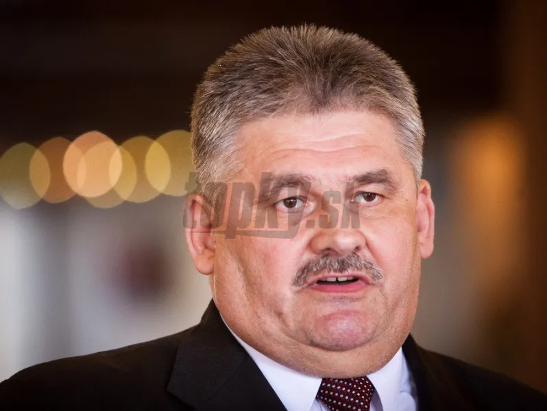 O kauze VSS sa musí prestať komunikovať v médiách, myslí si Richter | Topky.sk