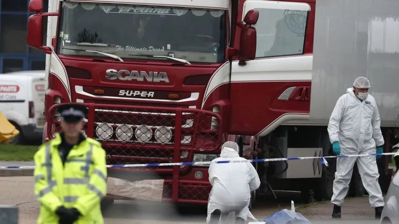 Vodič kamióna sa priznal k zabitiu 39 vietnamských migrantov - Svet - Správy - Pravda.sk