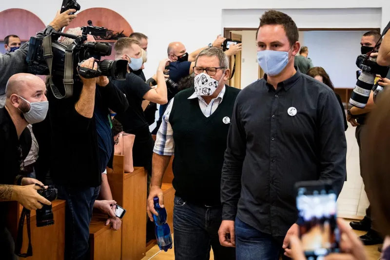 Otec a brat Jána Kuciaka: Snažíme sa veriť, že tu raz spravodlivosť nakoniec zvíťazí | Témy | .týždeň - iný pohľad na spoločnosť