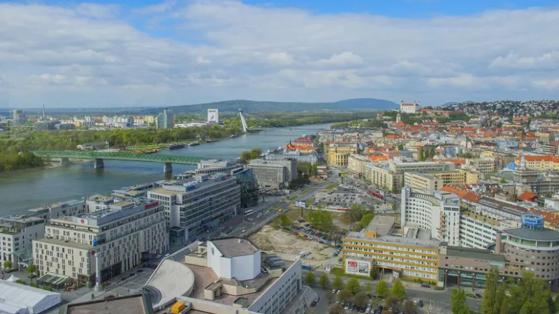 Kauzu únosu Ukrajinca z hotela Sheraton sudca odročil - Domáce - Správy - Pravda.sk