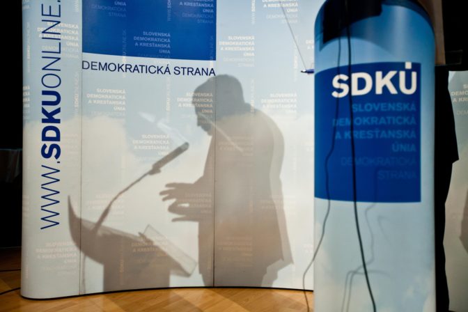 Policajný tím Gorila začal trestné stíhanie v kauze fiktívnych darov pre SDKÚ - Webnoviny.sk