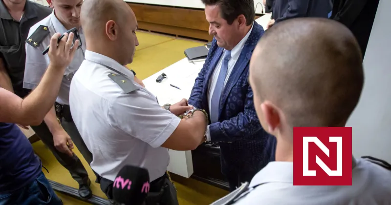 „Neverím,“ reagoval na správu o Kočnerovej väzbe. Teraz otázky o svojom priateľovi nepočuje – Denník N