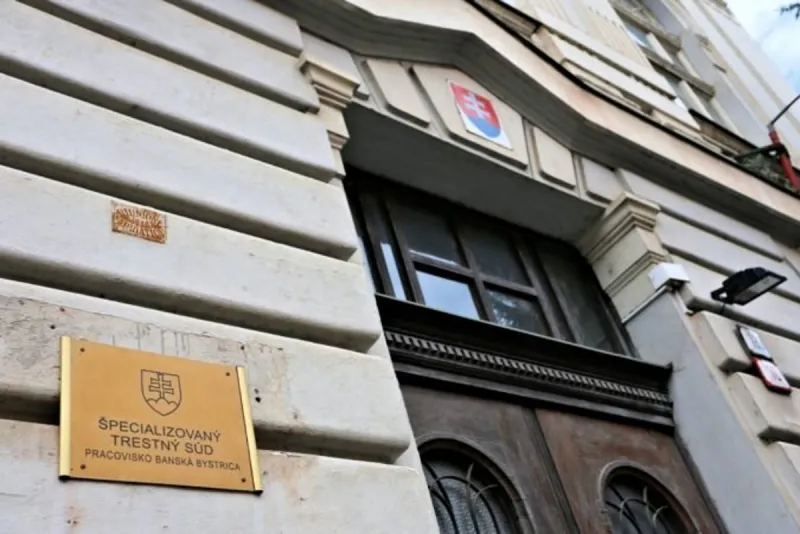 Krádež kamiónov pod taktovkou sýkorovcov je opäť na prvostupňovom súde - SME