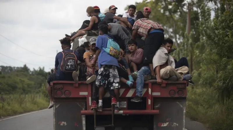 Guatemala poslala späť do Hondurasu takmer 3500 migrantov smerujúcich do USA - Svet - Správy - Pravda.sk