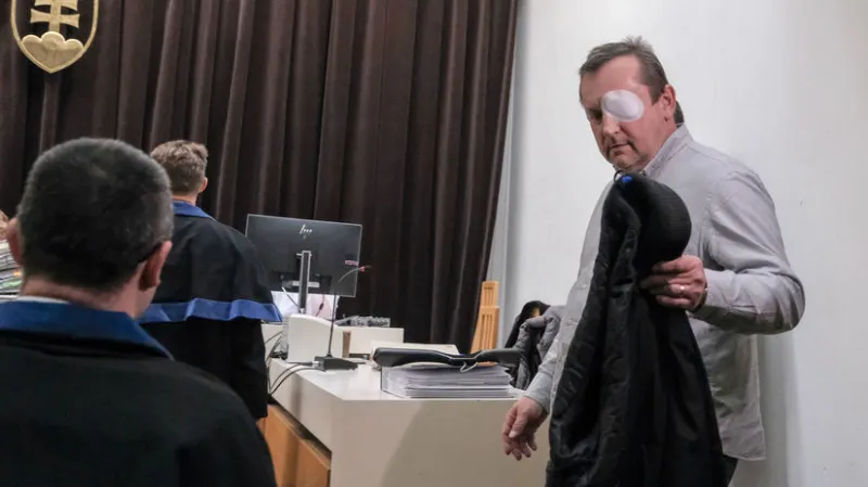 Dávid Brtva, odsúdený v kauze tunelovania nebankoviek, do väzenia nenastúpil - Domáce - Správy - Pravda.sk