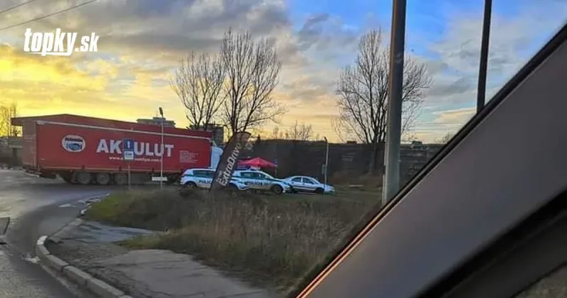 Polícia našla pri Kysuckom Novom Meste ôsmich migrantov | Topky.sk