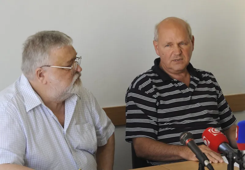 Vo veku 75 rokov zomrel novinár a publicista Milan Blaha - SME