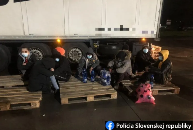 Polícia na východe Slovenska zadržala 11 migrantov z Afganistanu