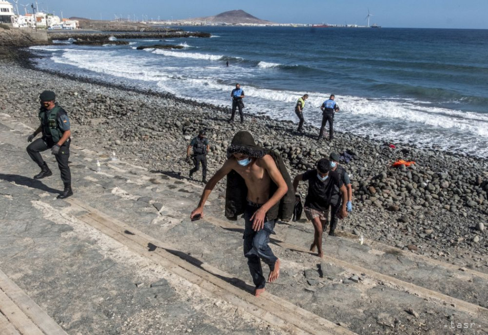 Na Kanárske ostrovy prišlo v roku 2020 osemkrát viac migrantov