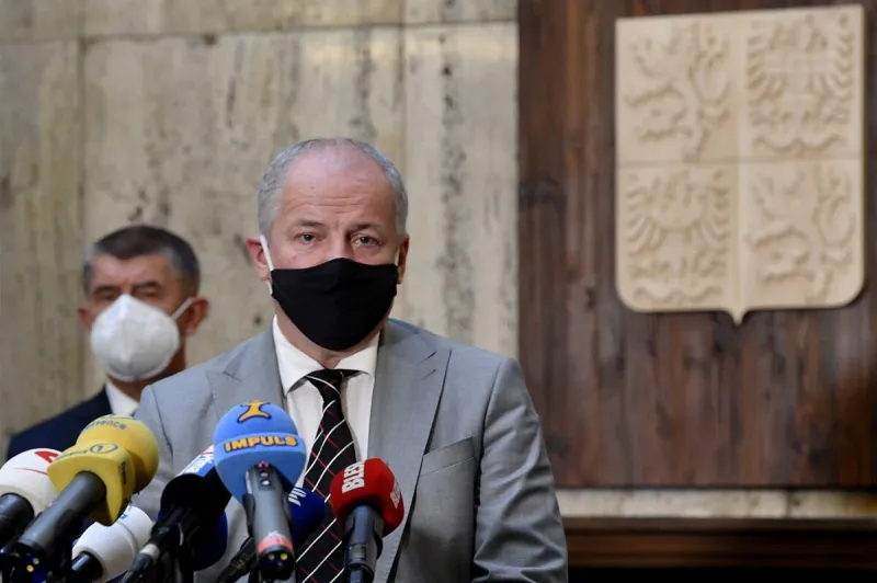 Koronavírus v Česku: Aj Praha sa už obzerá po ruskom Sputniku - Svet SME