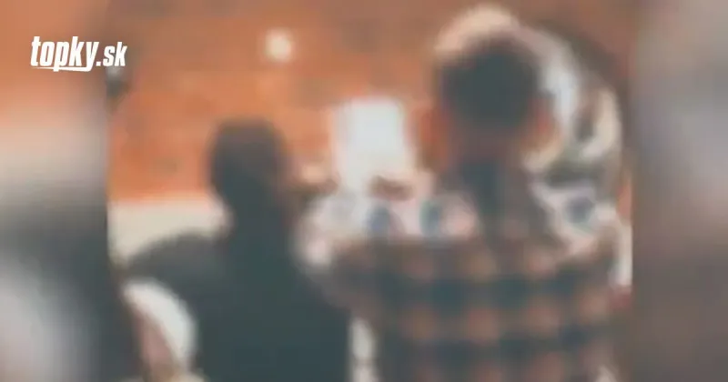 KORONAVÍRUS Mali ísť príkladom: VIDEO usvedčilo policajtov, toto sa im len tak neprepečie! | Topky.sk